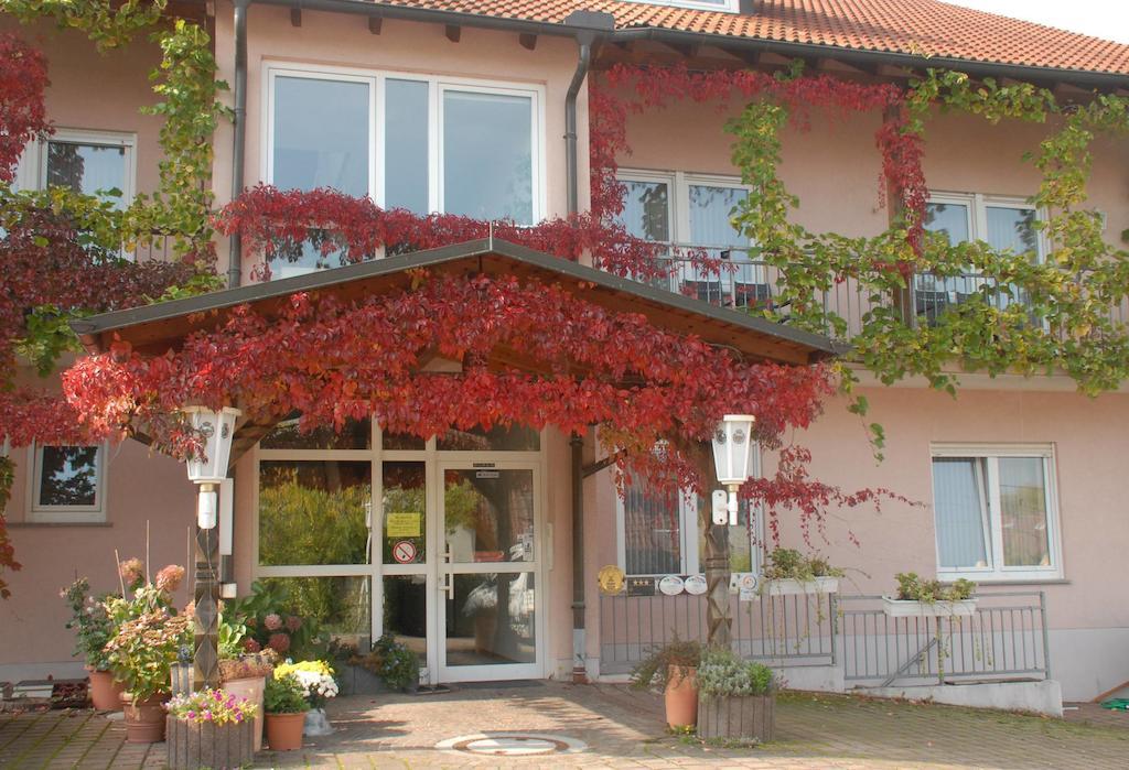 Gaestehaus Kleine Kalmit Landau in der Pfalz Dış mekan fotoğraf
